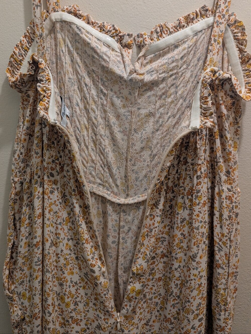 Madewell Pintuck Cami Jumpsuit in Blossoming Vines Floral Wide Leg - 8 - Picture 11 of 16